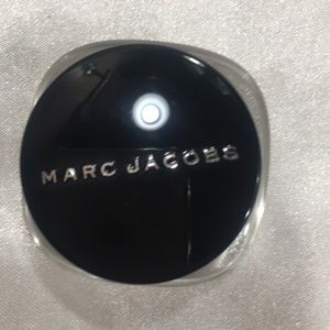 Marc Jacobs concealer.